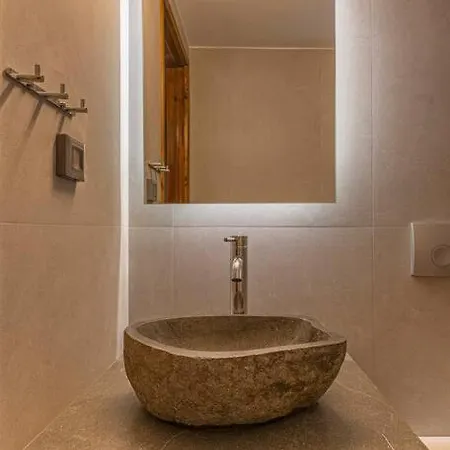 Margaritis Luxury Medieval House *