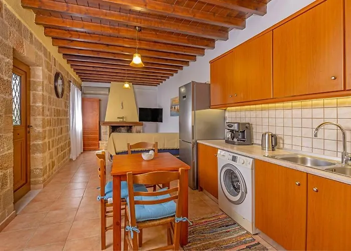 아파트 Margaritis Luxury Medieval House *