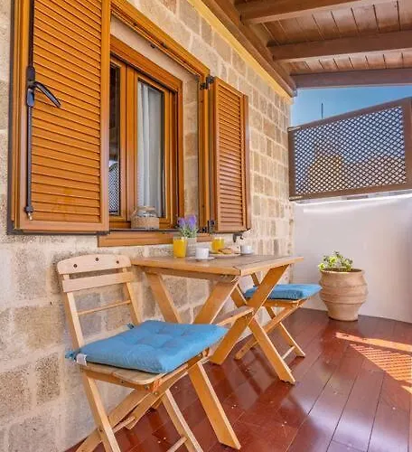 Margaritis Luxury Medieval House 아파트